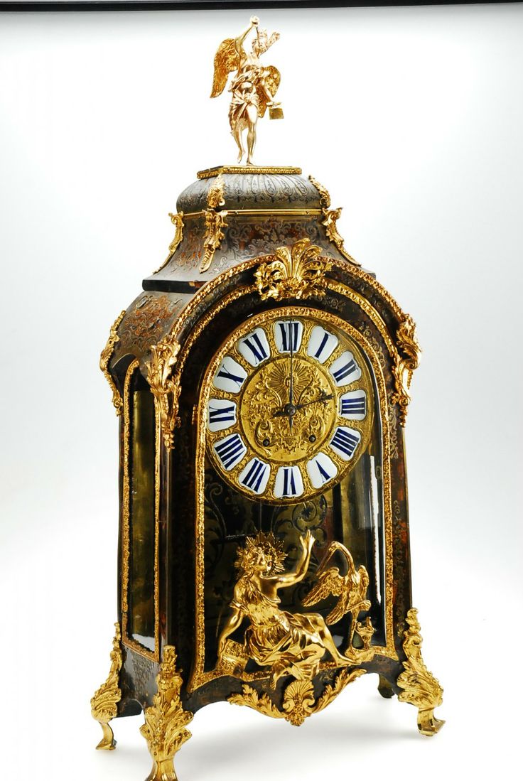 18th-19th CENTURY HUGE 40 BRASS MOUNT AND TORTOISE SHELL BOULLE BRACKET CLOCK