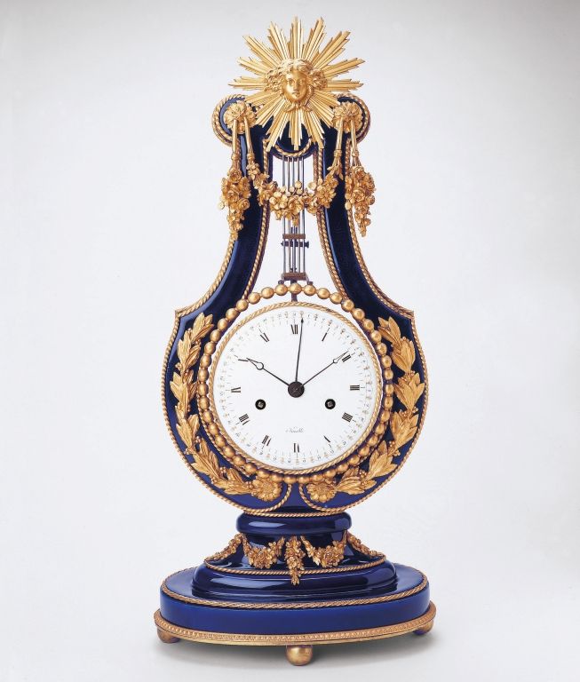 c1795-1815 Mantel clock Hard paste porcelain, beau bleu ground, gilt bronze, bra...