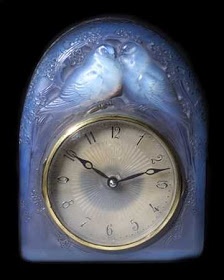 Deux Colombes (Two Doves) clock by Rene Lalique