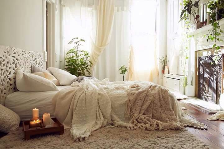 While i'm more of a high up mattress person, I think this look is nice. Its ...