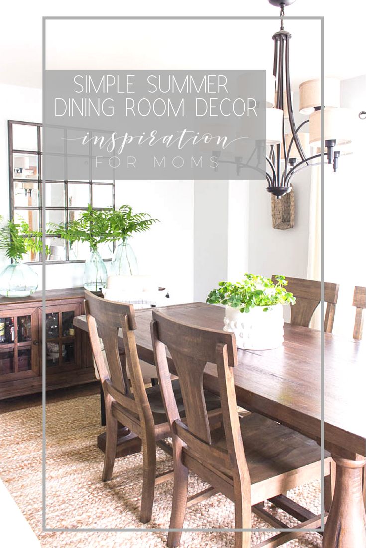Simplicity is my new home decor trend. Discover how I created a simple summer di...