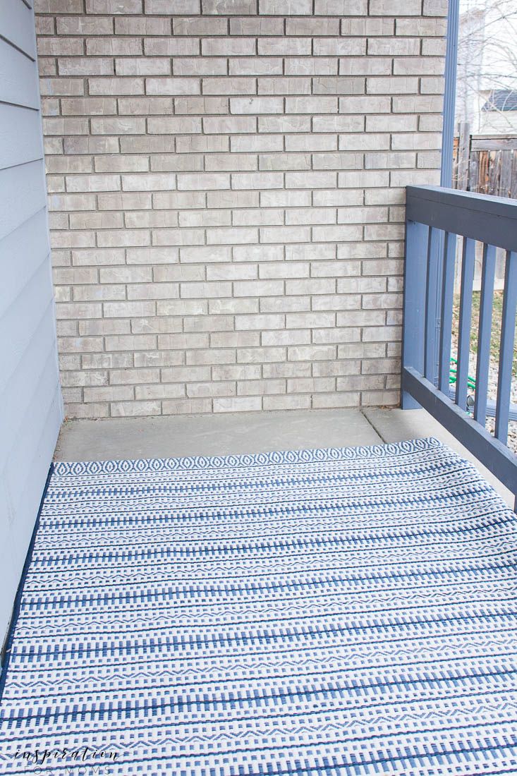 five easy tips to get your front porch spring ready navy striped outdoor rug