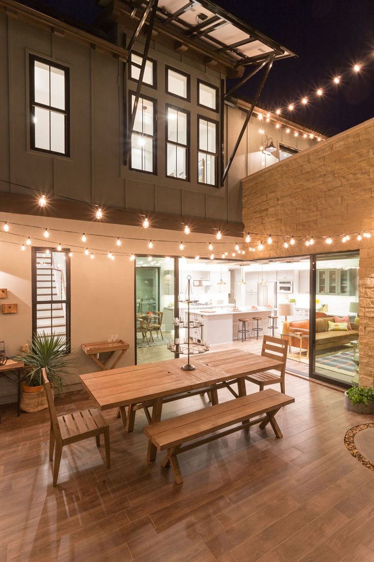8 Outdoor Lighting Ideas To Inspire Your Spring Backyard Makeover | 8 Outdoor Li...