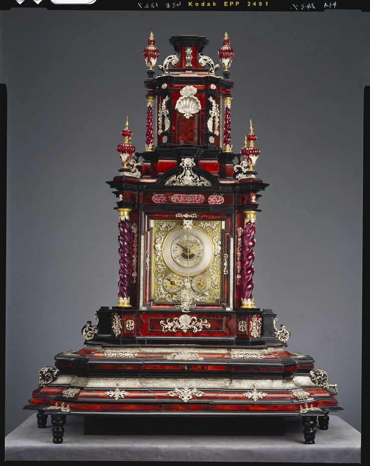 1710 German Table clock at the Royal Collection, UK - This astrological clock sh...
