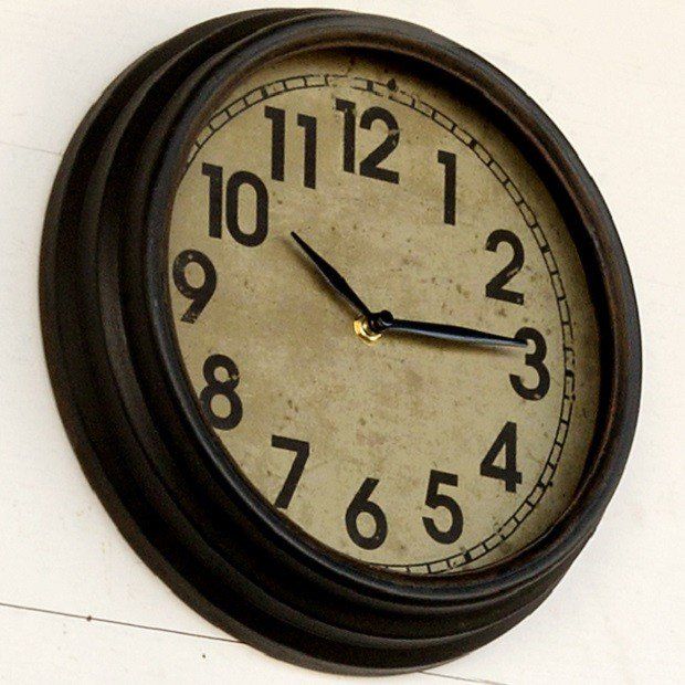 Round Retro Wall Clock