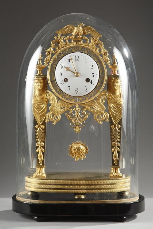 Reloj Pórtico de mesa de Finales del siglo XVIII francés