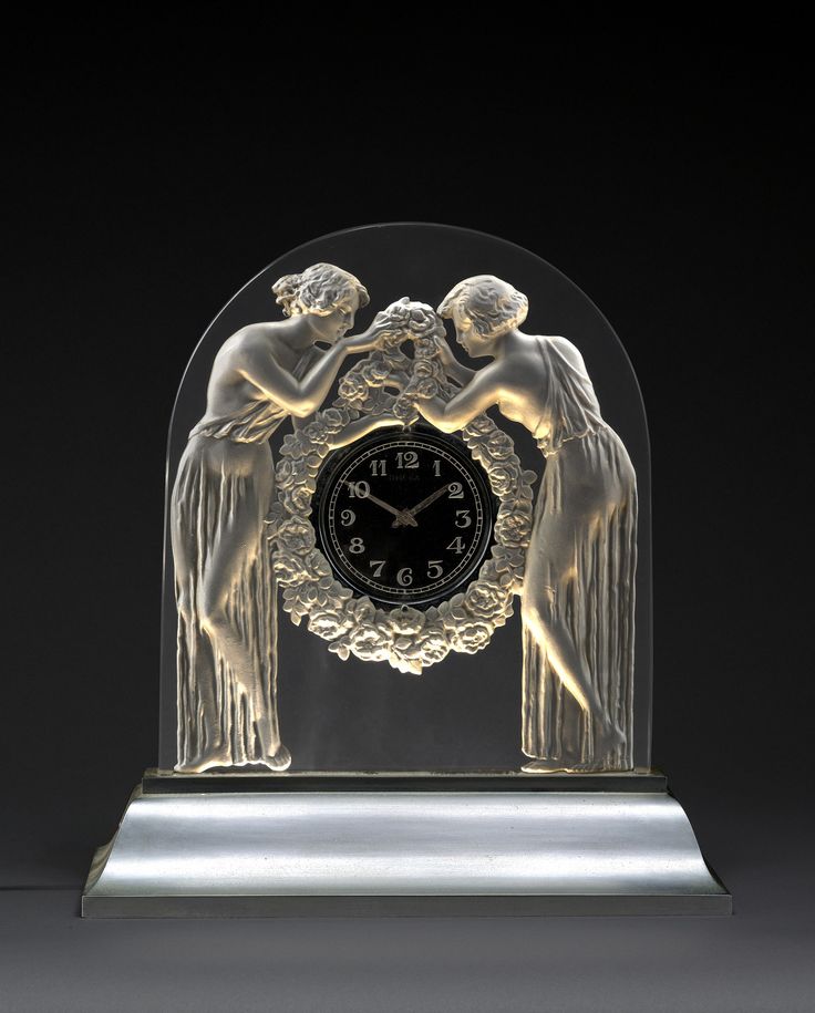 René Lalique (1860-1945) & Omega - Pendule “Deux figurines”, 1926