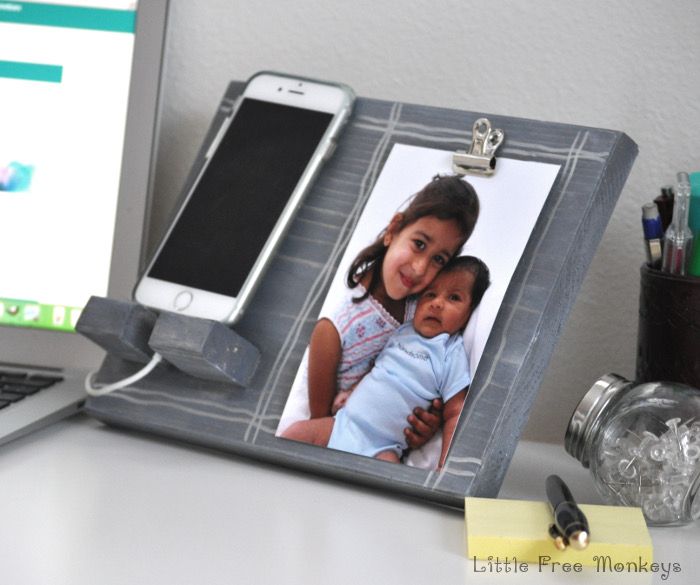 DIY Phone holder and photo display |Desk display | Father's Day gift - Littl...