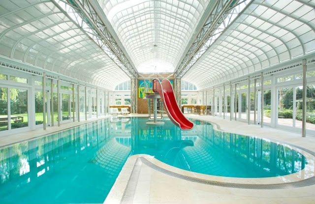 How awesome would it be to have an indoor pool like this at your house?!