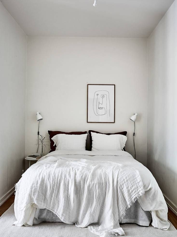 Minimal home with warm colors - via Coco Lapine Design blog