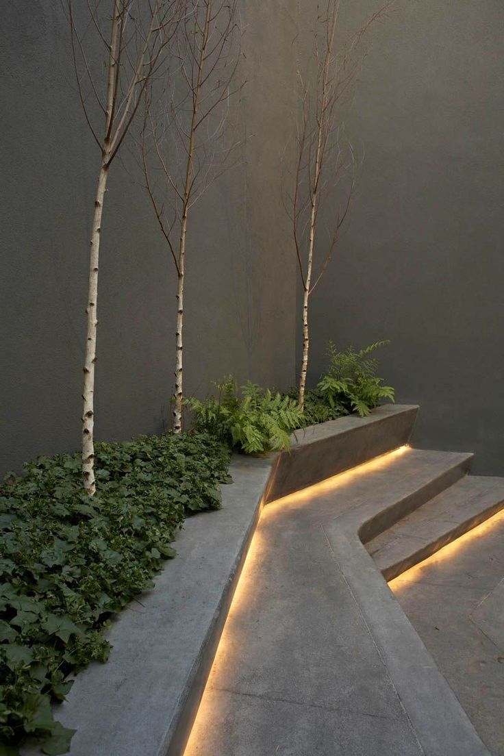 8 Outdoor Lighting Ideas To Inspire Your Spring Backyard Makeover / Hidden LED L...