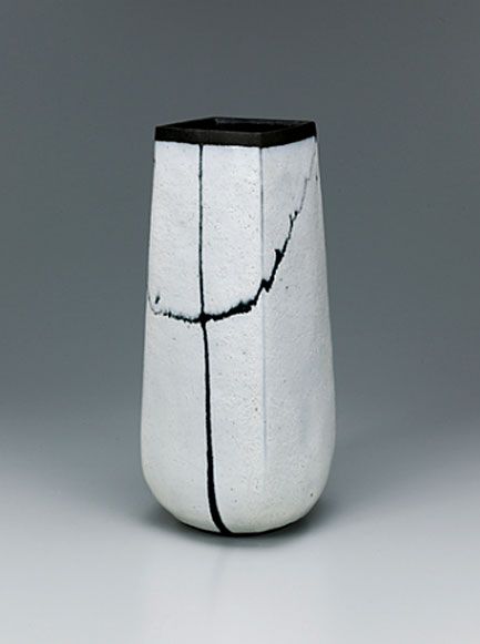 Ryo Suzuki-square-vase