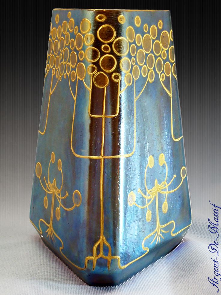 Antique iridescent bohemian loetz electric blue art nouveau glass vase, harrach?