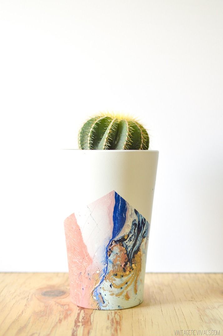 Spray Paint Marbled Planters