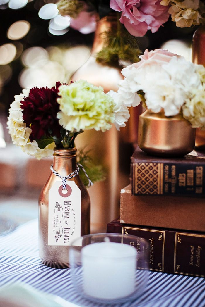 na próxima decoração de casamento usando garrafas gostaria que a noiva pediss...