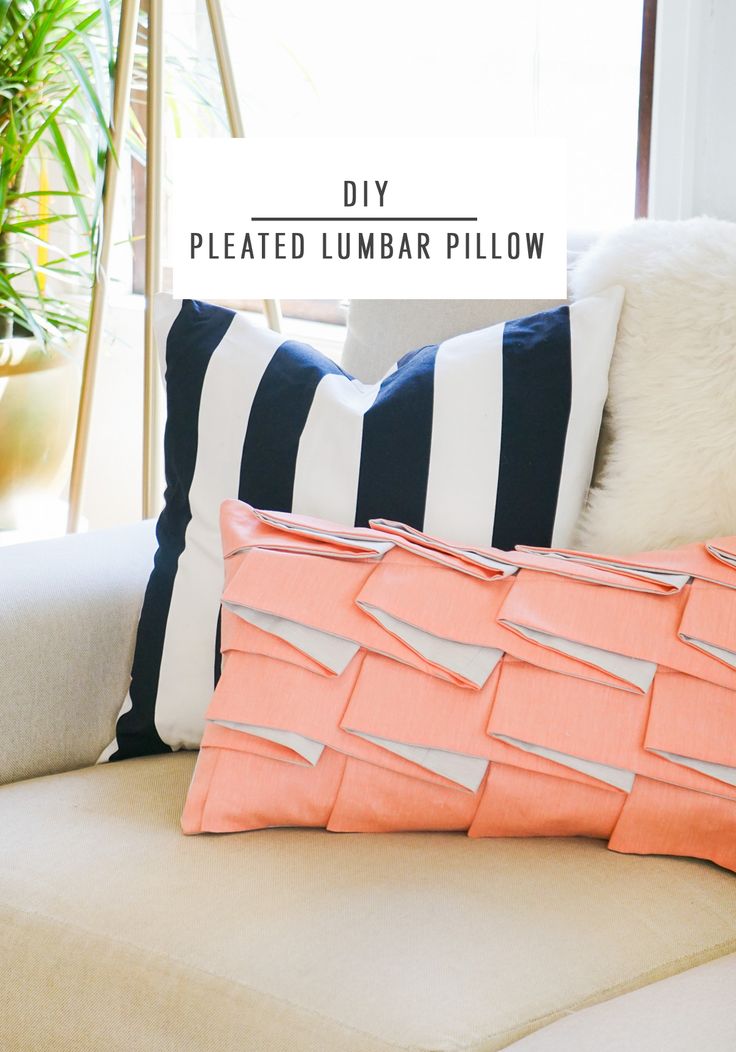 Diy Structured Pleat Lumbar Pillow by Sugar & Cloth, an award winning DIY, home ...