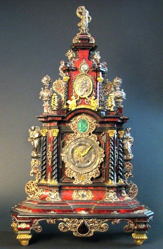 Lot: A Palatial German Case, Clock Late 17th C. 39'' tall, Lot Number: 0...