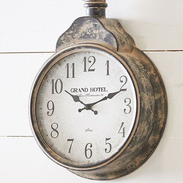Grand Hotel Iron Clock