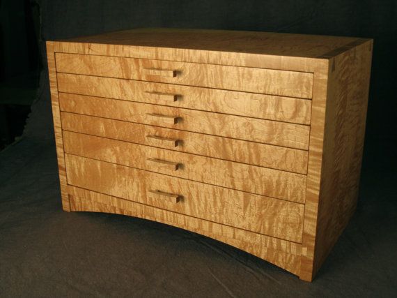 Curly Sugar Maple Jewelry Box, Hand Cut Joinery, Extra Large
