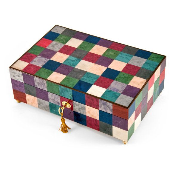 Gorgeous 18 Note Modern Pastel Checkered Sorrento by MusicBoxAttic
