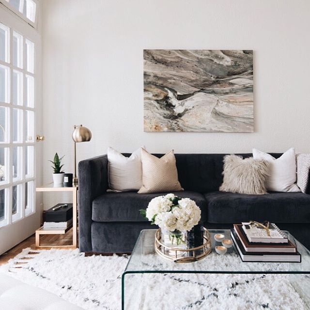 Our latest room redo is up on the blog. The color palette is spot on. Bravo @hom...
