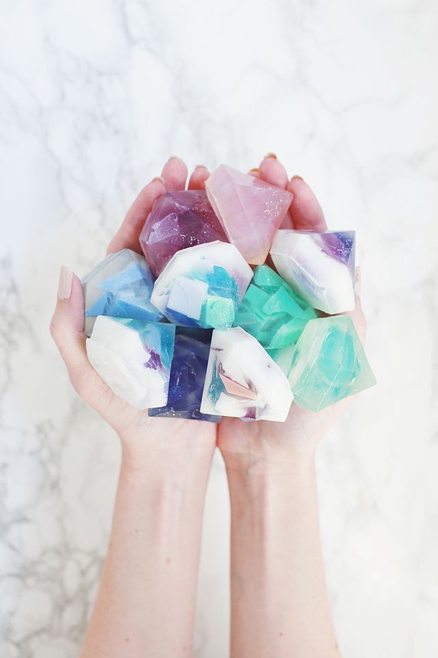 Gemstone Soap DIY (Two Ways!) | A Beautiful Mess | Bloglovin’