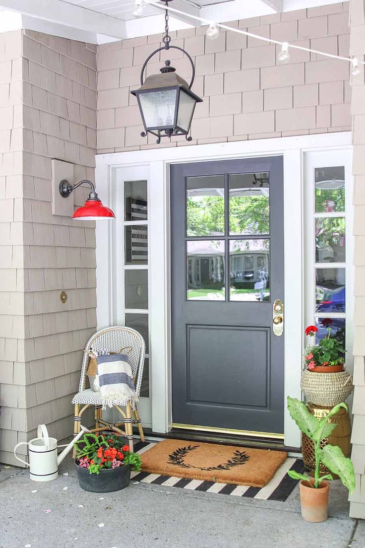 How to paint your front door in one afternoon! Paint a door without removing it....