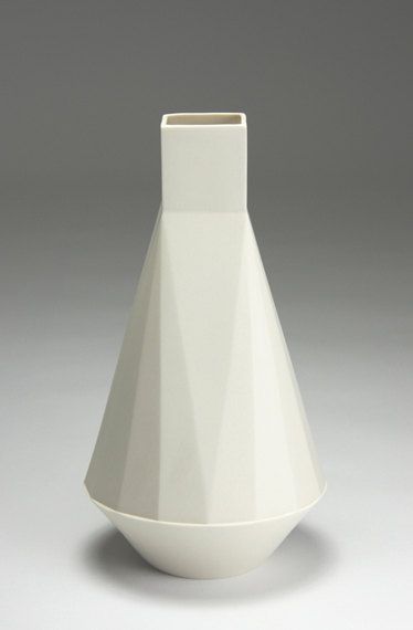 Ceramic clay art white vase perfect vessel pottery art byMie Kongo  #ceramics #p...