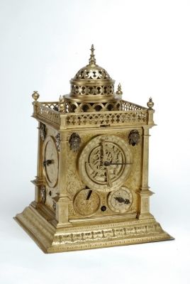 Astronomical clock Date of creation: 1580 CIRCUIT Place of production: Germany
