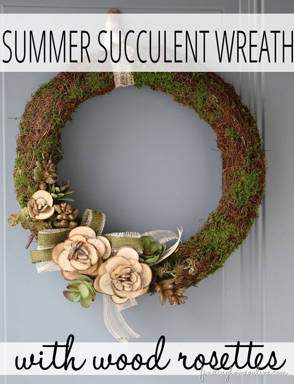 DIY Crafts | Succulent wreath with wood slice flowers