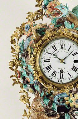 Chantilly clock