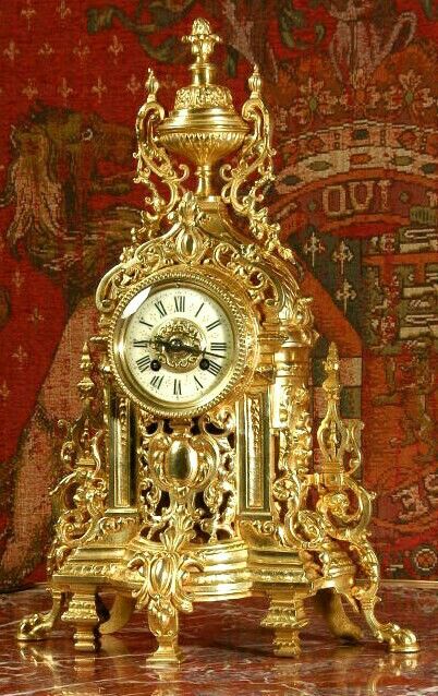 Reloj de mesa francés dorado, bellisimo.
