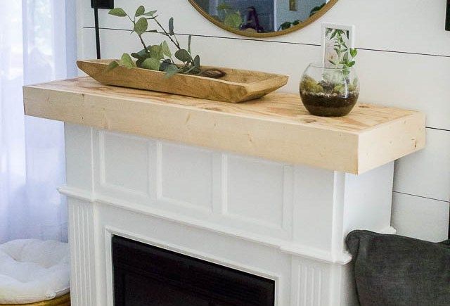 DIY Wood Mantle - Making Our Nest. #DIYWoodMantle #diyprojects #diyideas #diyins...
