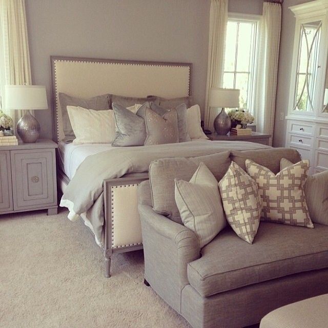obsessed with the cream & grey colors!
