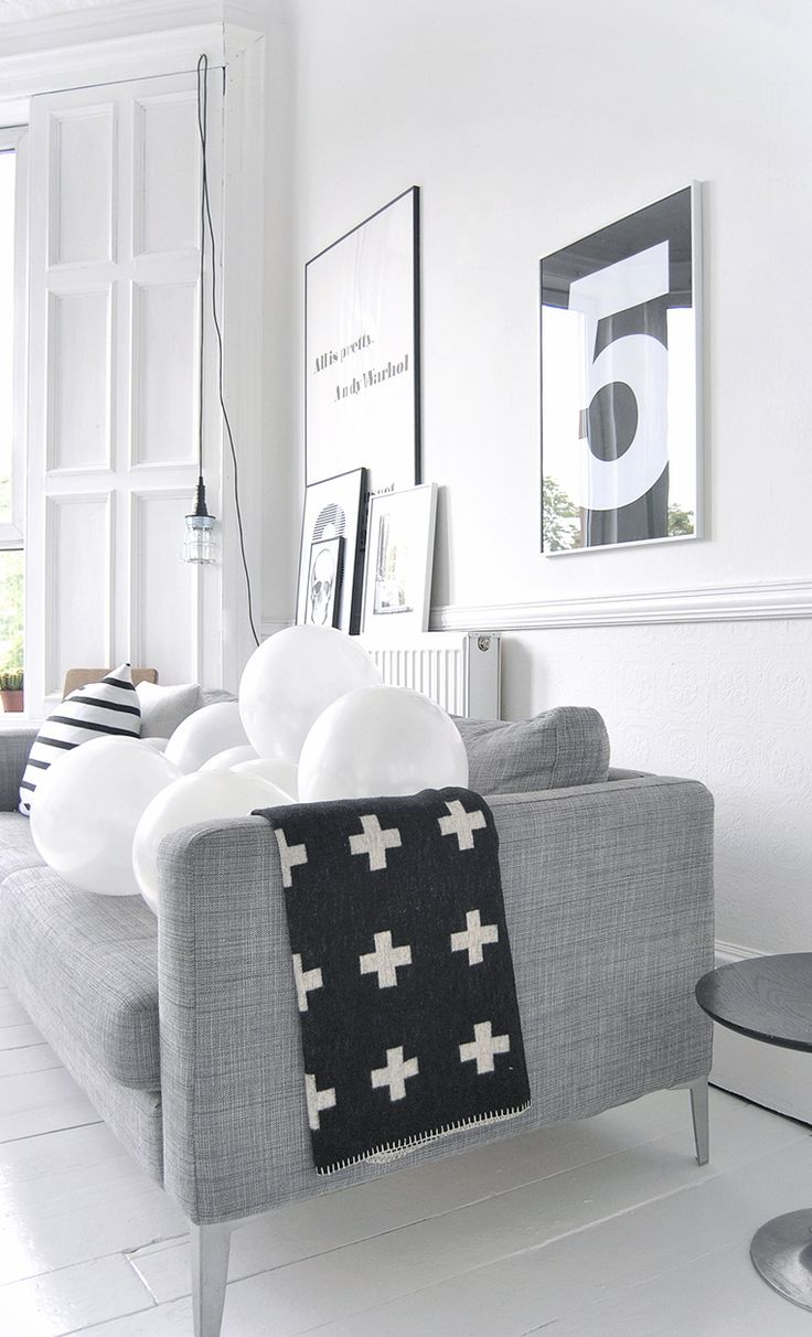 Great Design: Pia Wallén Cross Blanket | Nordic Days