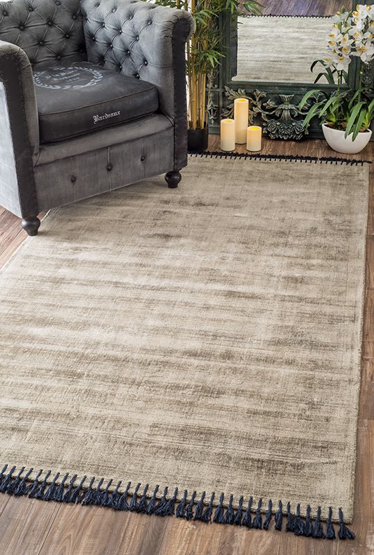A lovely Rugs USA rug with small tassels!