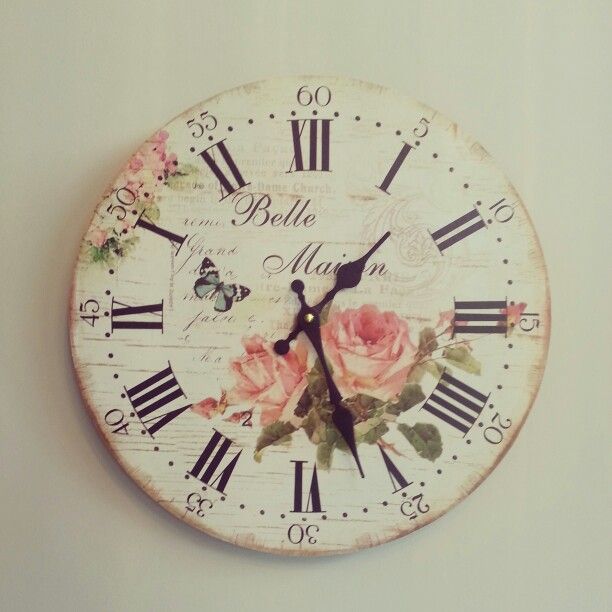 Beautiful Shabby chic clock