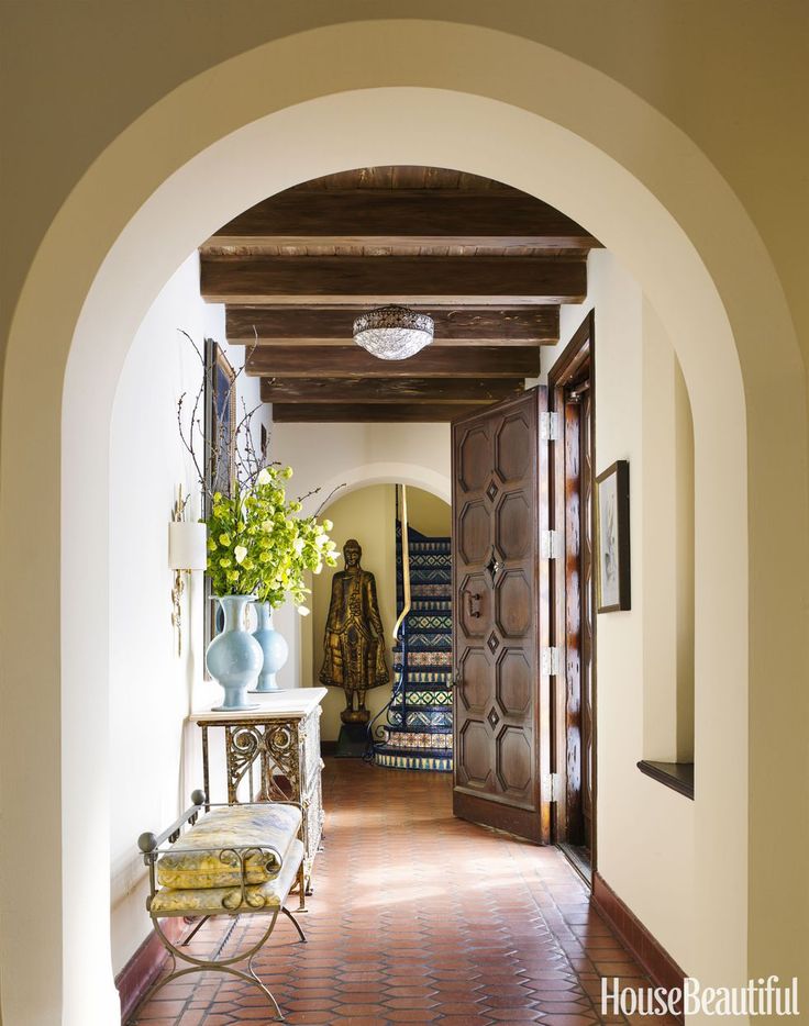 What Is Spanish Colonial Design? Everything To Know About California's Popular Style