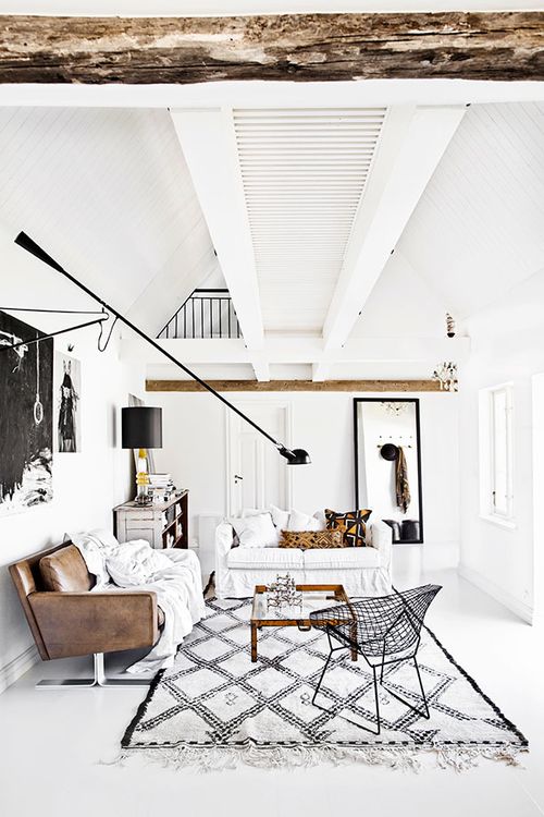 light spaces are the perfect summer spots!
