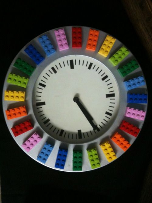 Lego clock