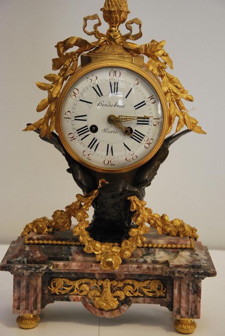 Pendule De Style Louis XVI 19ème