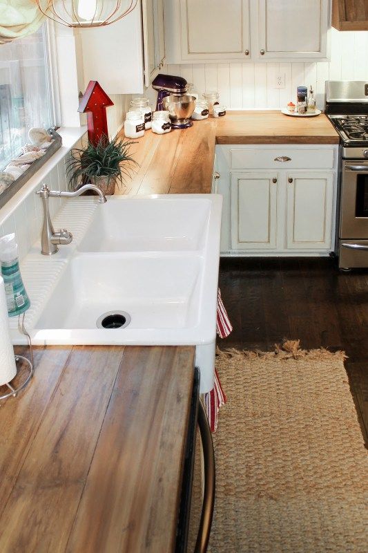 Get the look your want for countertops on a budget with one of these 10 inexpens...