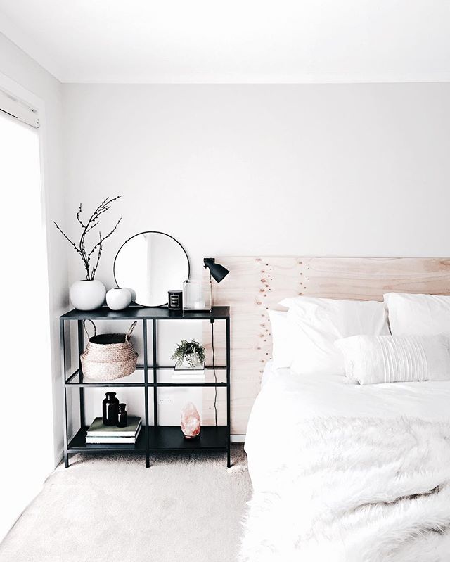 Office Furniture : simple white minimal bedroom. beautiful calm space -Read More...