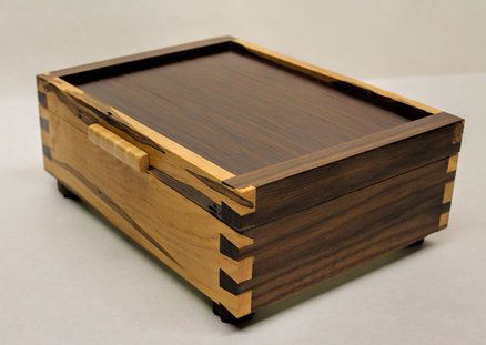 Maple and walnut jewelry box.