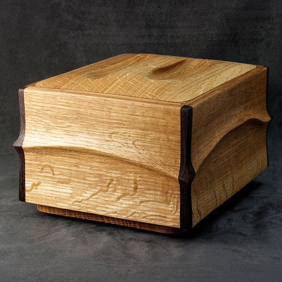 Rift-cut Oak Wood Cremation Urn This beautiful one-of-kind cremation urn was des...