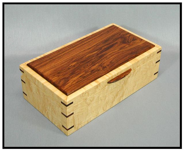 Birdseye Maple and Rosewood keepsake box by Majestic Eagle Woodworks, via Flickr...
