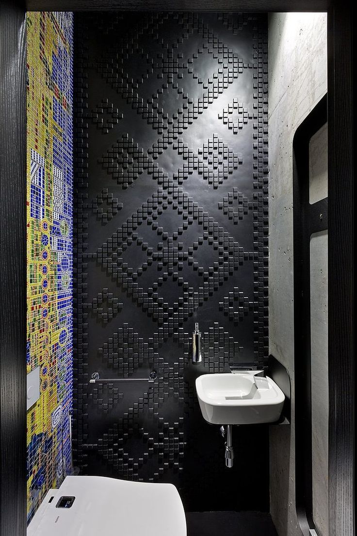 Sergey Makhno’s Office & Showroom | Textured Bathroom Wall