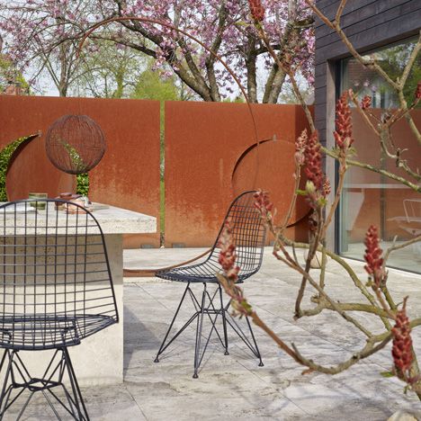 Vitra adapts Eames Wire Chair for outdoor use