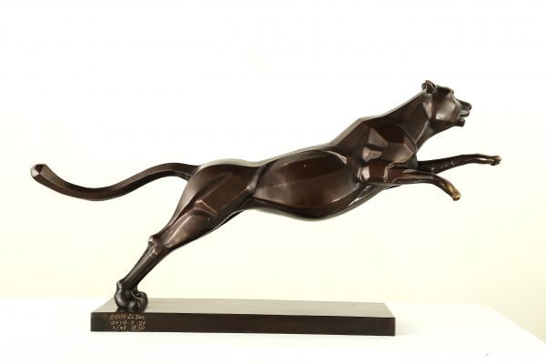 #Bronze #sculpture by #sculptor Li-Jen SHIH titled: 'Leopard (Pouncing Leaping B...