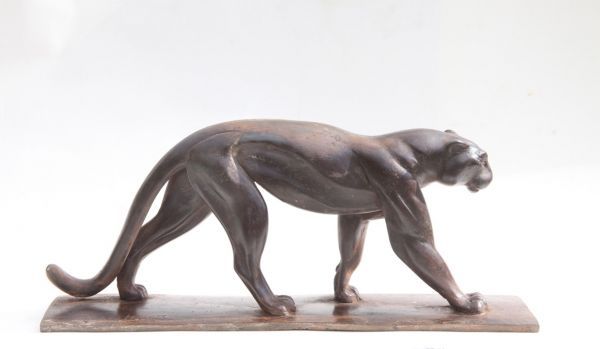 Cold #cast #iron #sculpture by #sculptor Martin Hayward-Harris titled: 'Amur Leo...